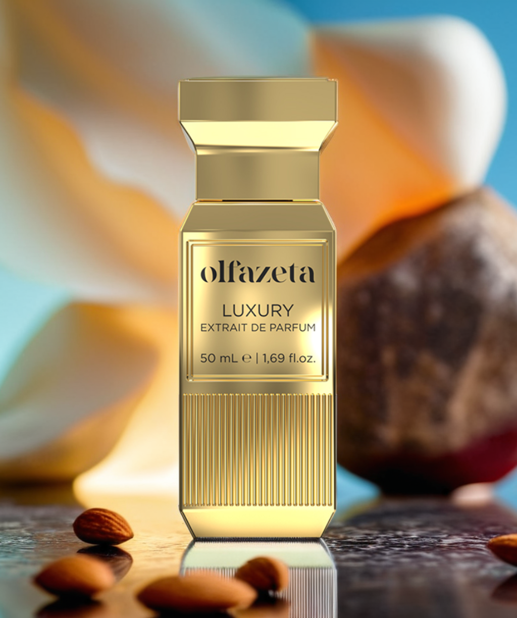 124. UNISEX LUXURY PERFUME